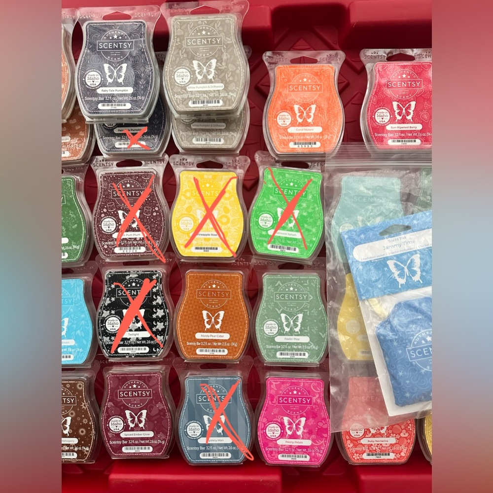 Scentsy Vibrant Wax Melts Collection - Picture 3 of 5